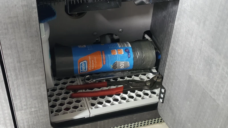 Ford Nugget Plus Schrankeinsatz >=2022