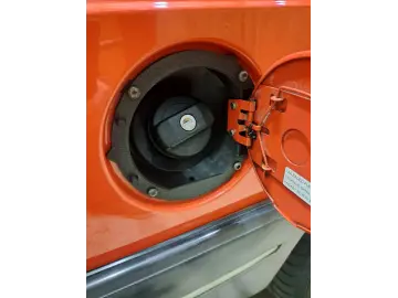 Tankstutzen Saab 900